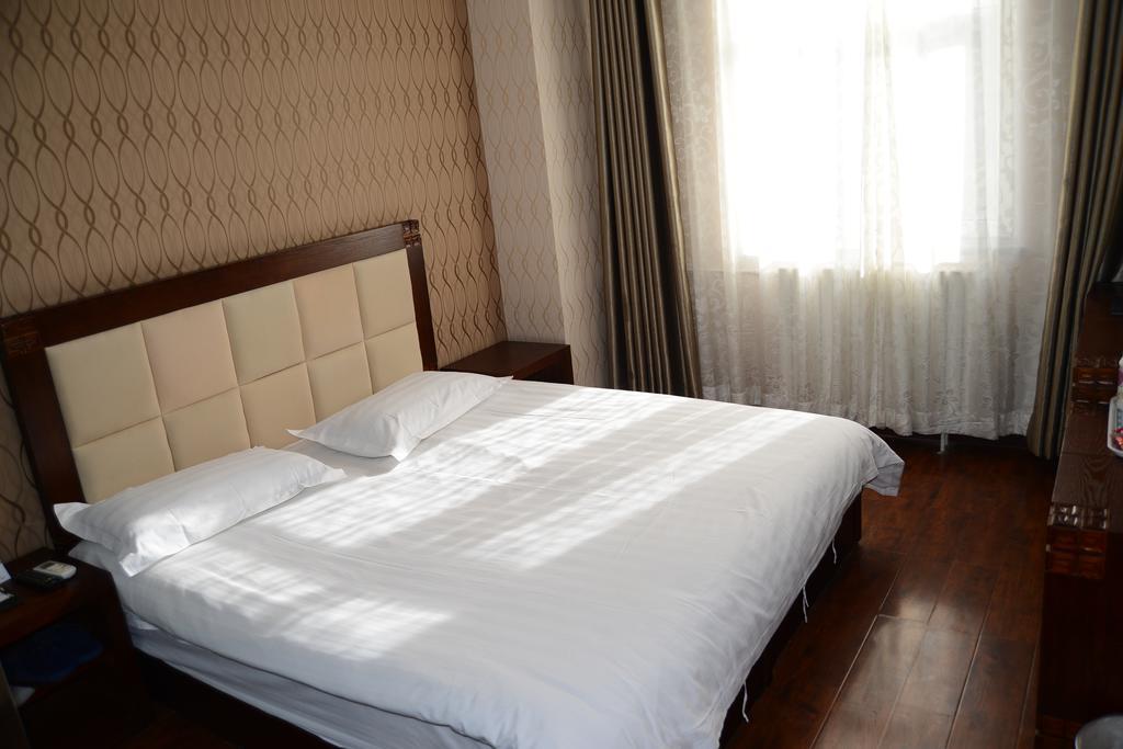 Super 8 Beijing Daxing Huangcun Hotel Buitenkant foto