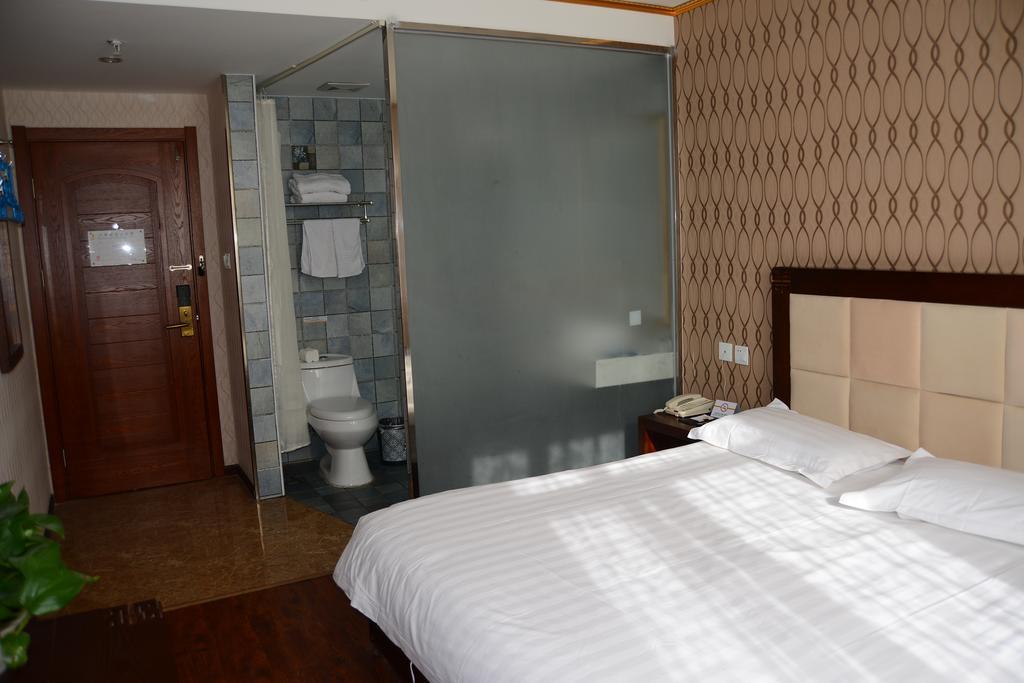Super 8 Beijing Daxing Huangcun Hotel Buitenkant foto